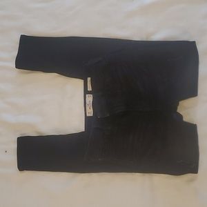 Hollister 7R 28x30